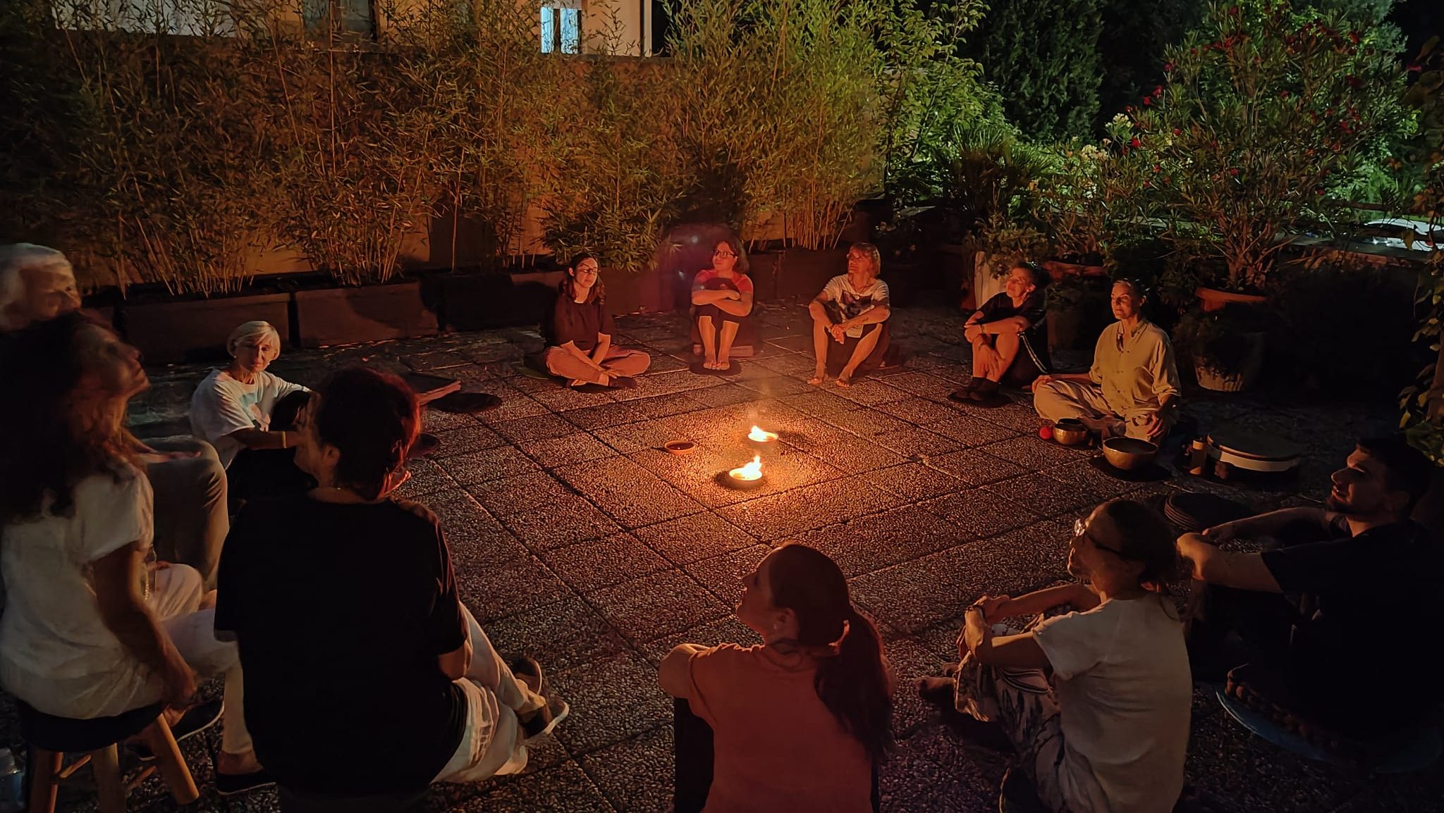 Meditazione in terrazza a Lo Spazio del Tao