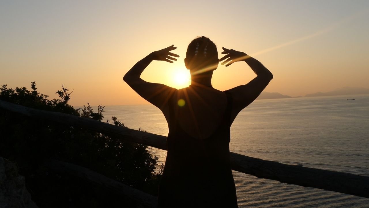 Il Qi Gong – L’Arte di Coltivare l’Energia maestra Donella Bucca